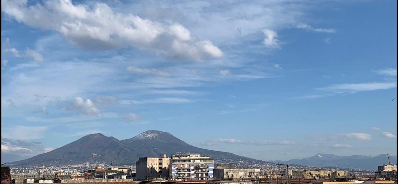 Keira House Napoli Hotell Exteriör bild