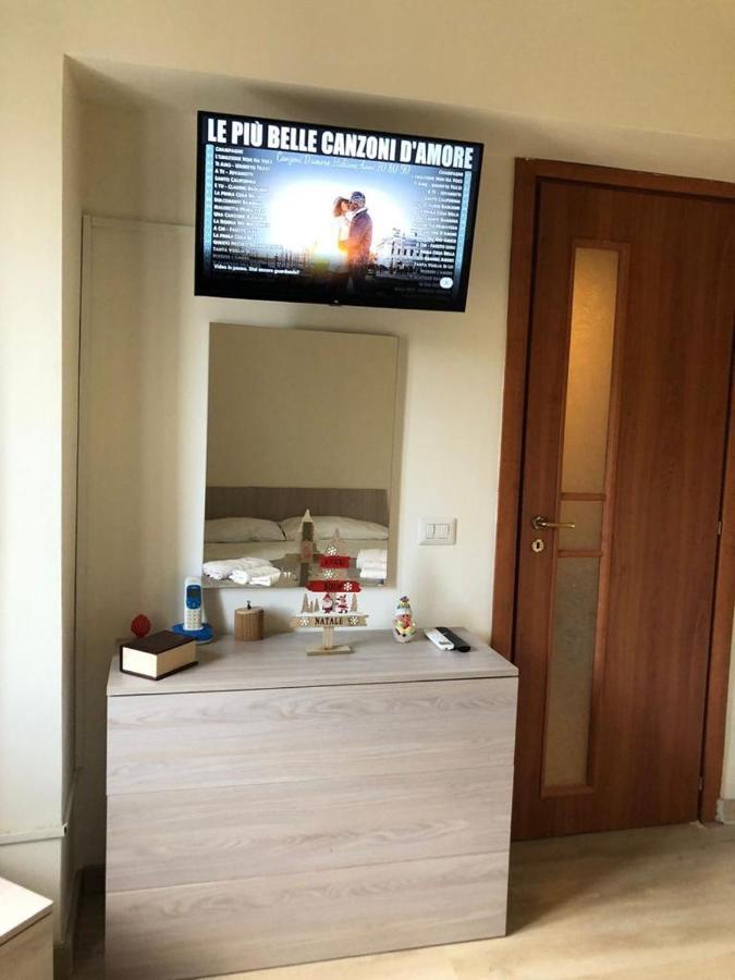 Keira House Napoli Hotell Exteriör bild