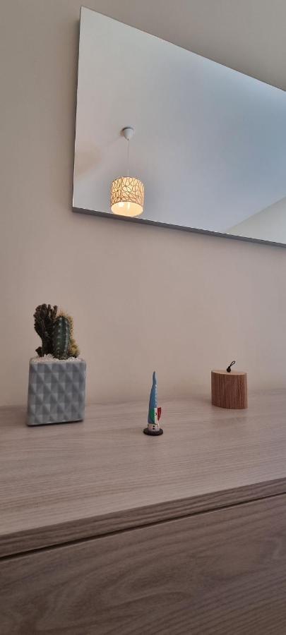 Keira House Napoli Hotell Exteriör bild